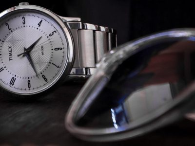 Timepieces of Elegance: Unleashing your Unique Aura with the Perfect Watch Pairing
