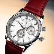 Eternal Timepieces: The Art of Gifting a Special Watch and Its Meaning